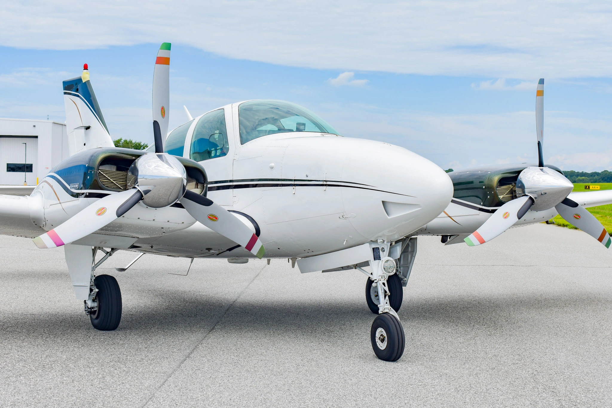 1975 Baron B55